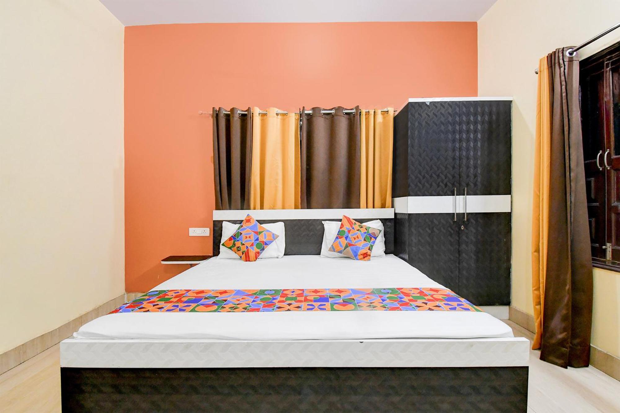 Fabhotel Rb Palace Varanasi Exterior foto
